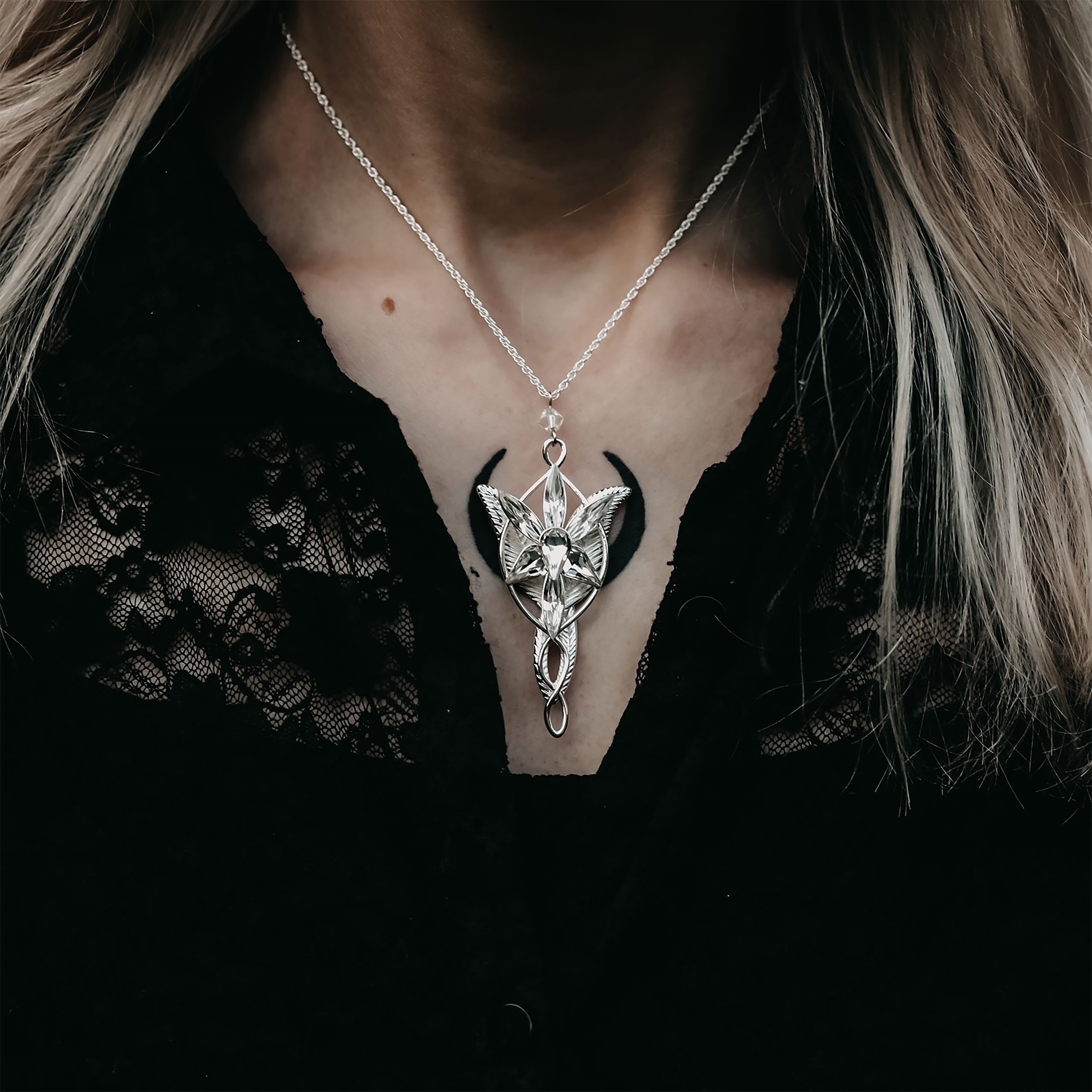 Product image The Lord of the Rings - Arwen's Evenstar Replica