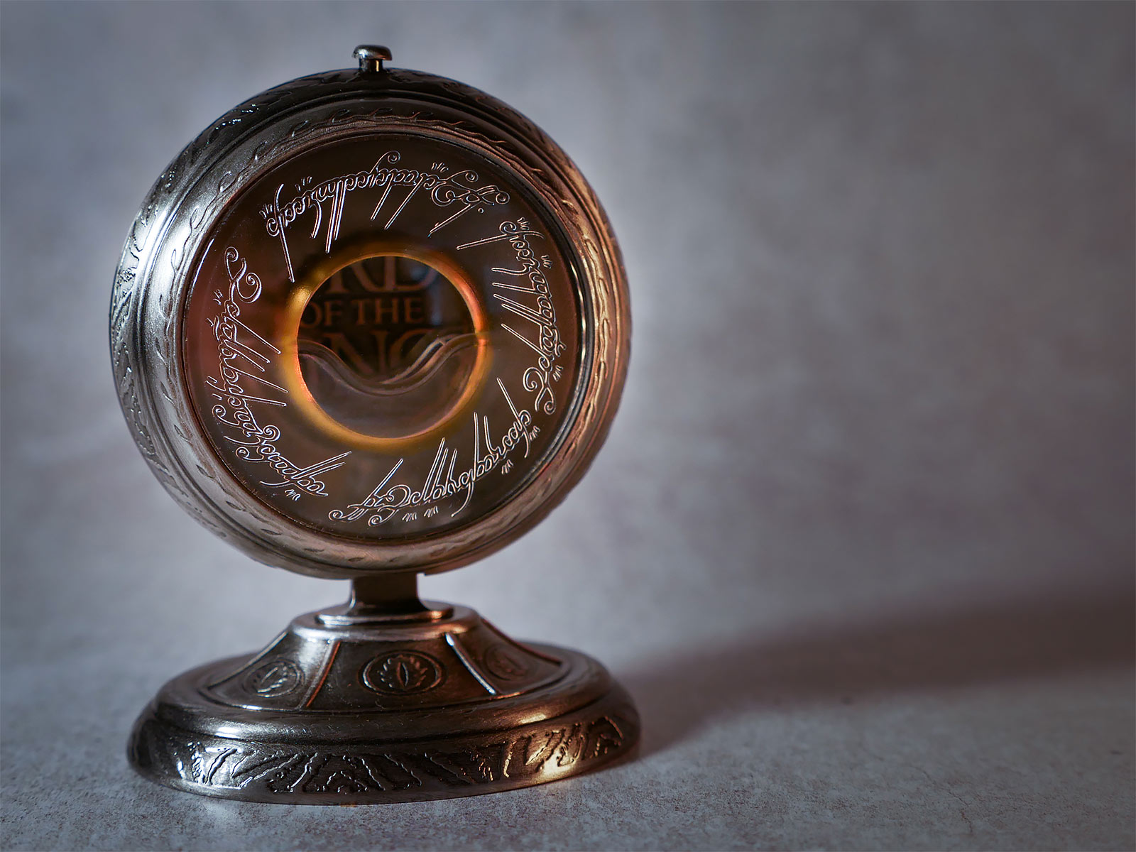 Product image The Lord of the Rings - The One Ring in Jewelry Display