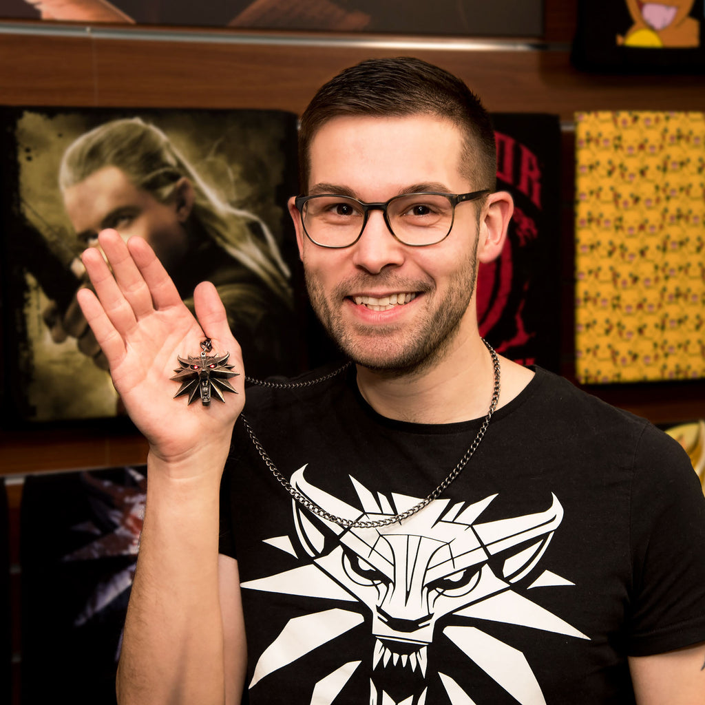 Product image Witcher - Wild Hunt medallion with LED eyes