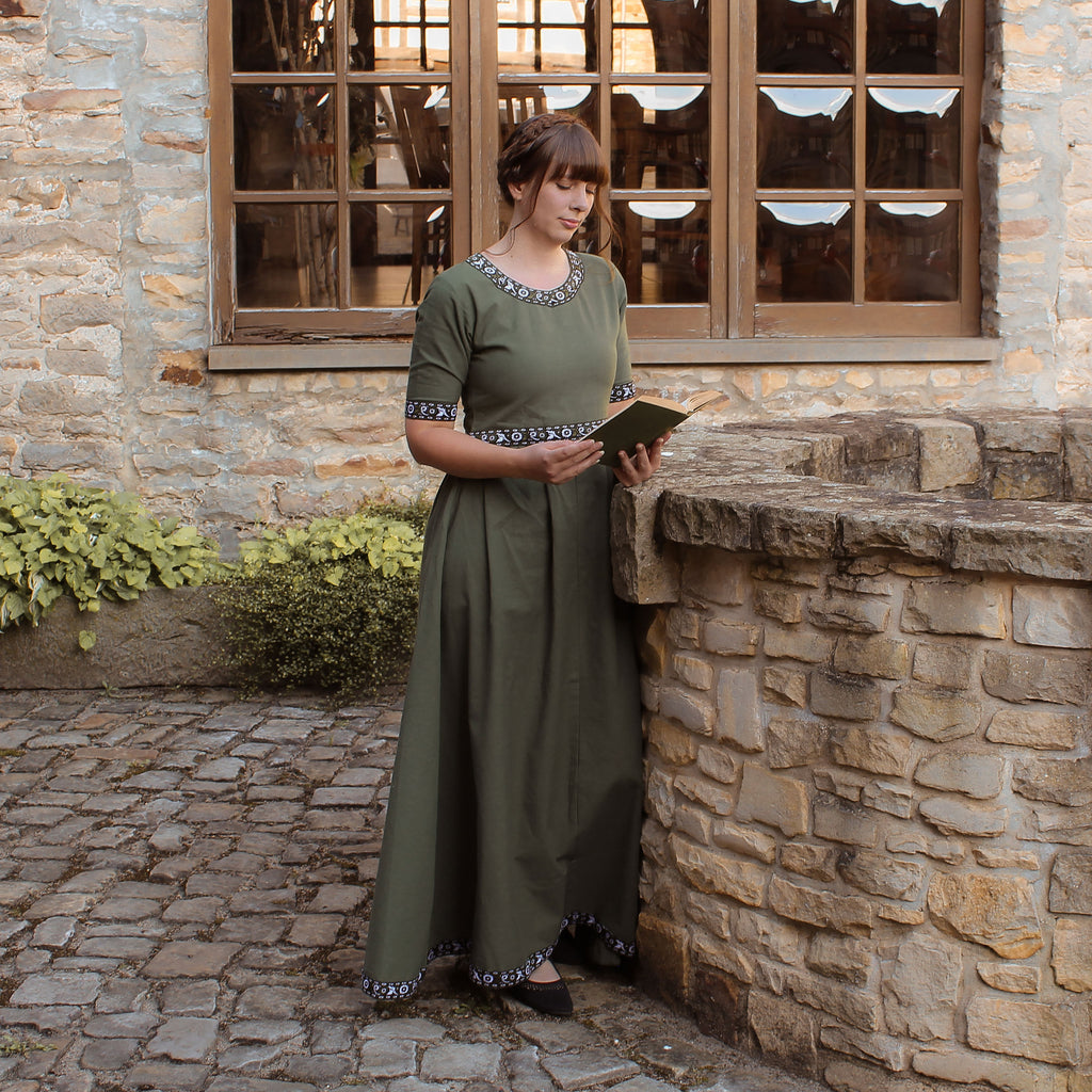 Product image Medieval dress Ennlin with short sleeves green