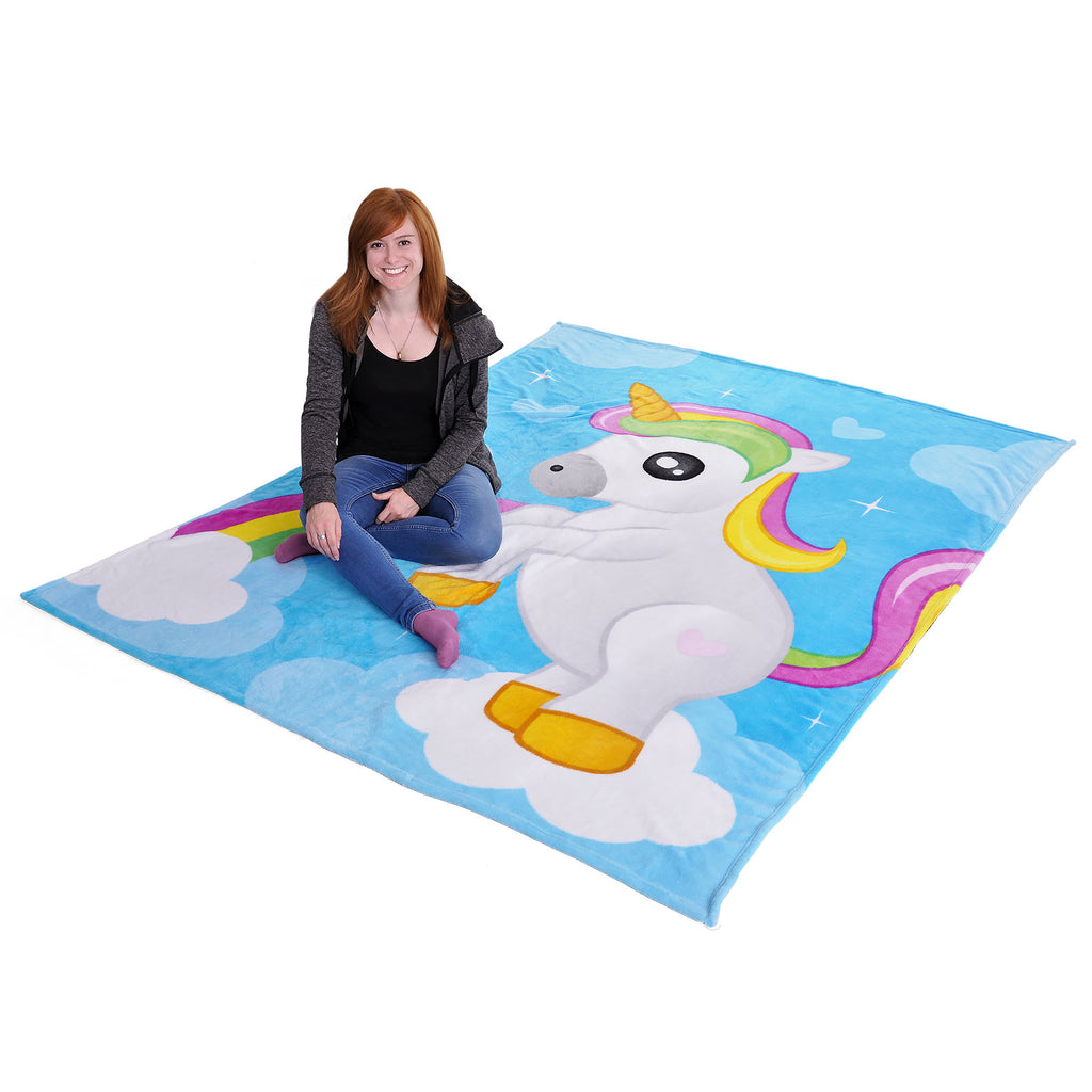 Product image Fluffy blanket with unicorn
