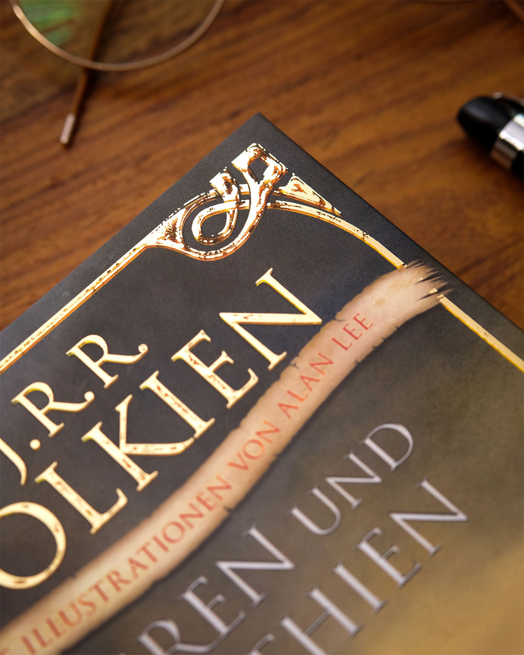 Product image Beren and Lúthien - Hardcover Edition
