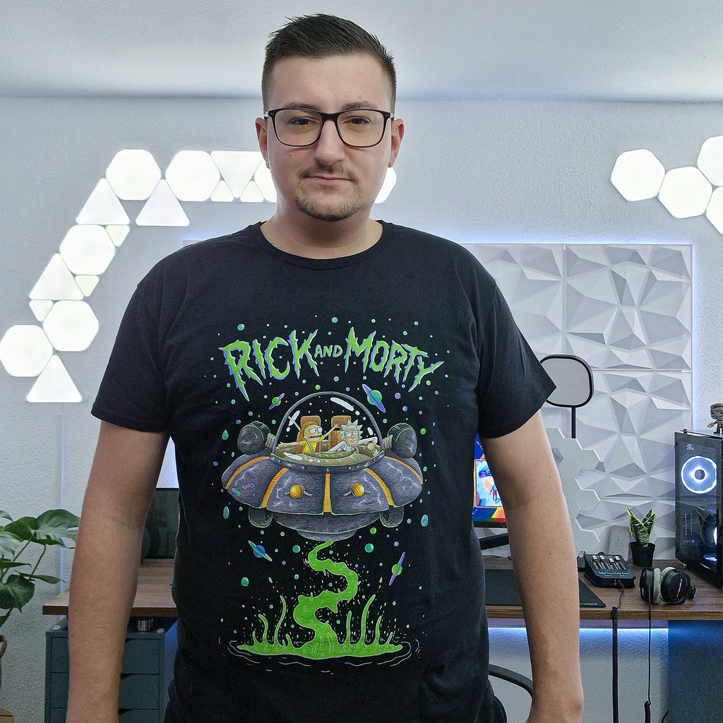 Product image Rick and Morty - Space Cruiser T-Shirt black