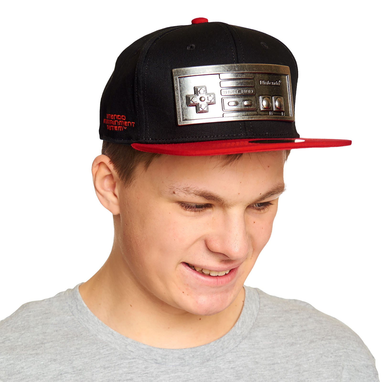 Product image Nintendo - NES Metal Controller Snapback Cap