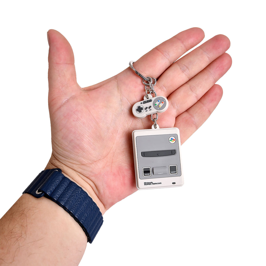Product image Nintendo - SNES Console and Controller Keychain