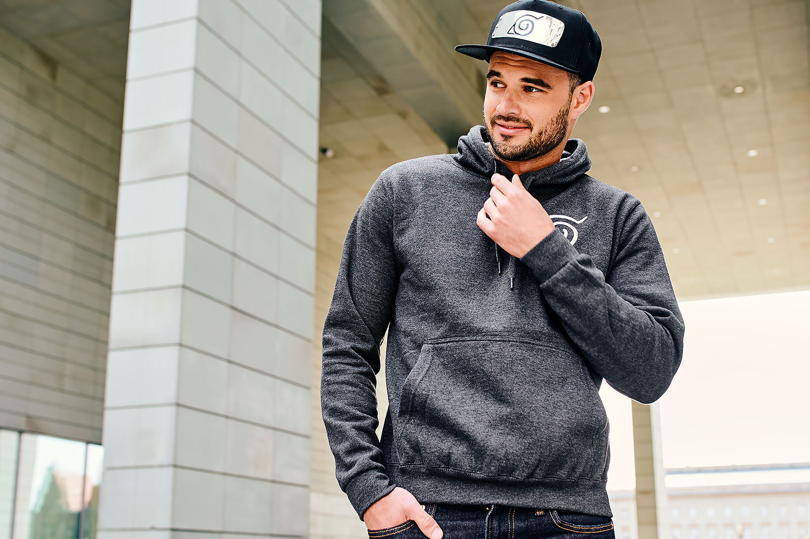 Product image Naruto - Konoha Metal Symbol Snapback Cap