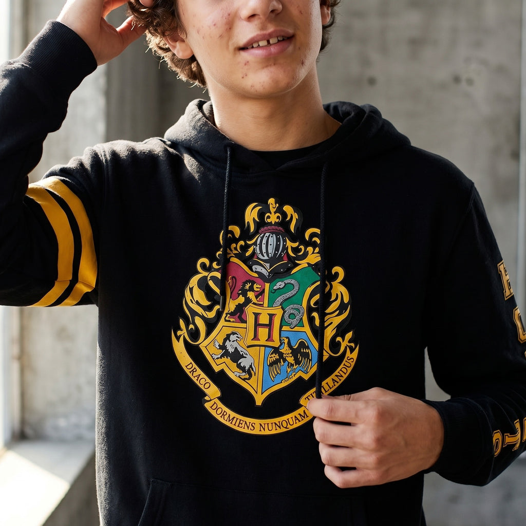 Product image Harry Potter - Hogwarts Crest Hoodie