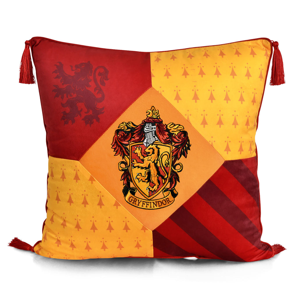 Product image Harry Potter - Gryffindor Deluxe Cushion with Tassels