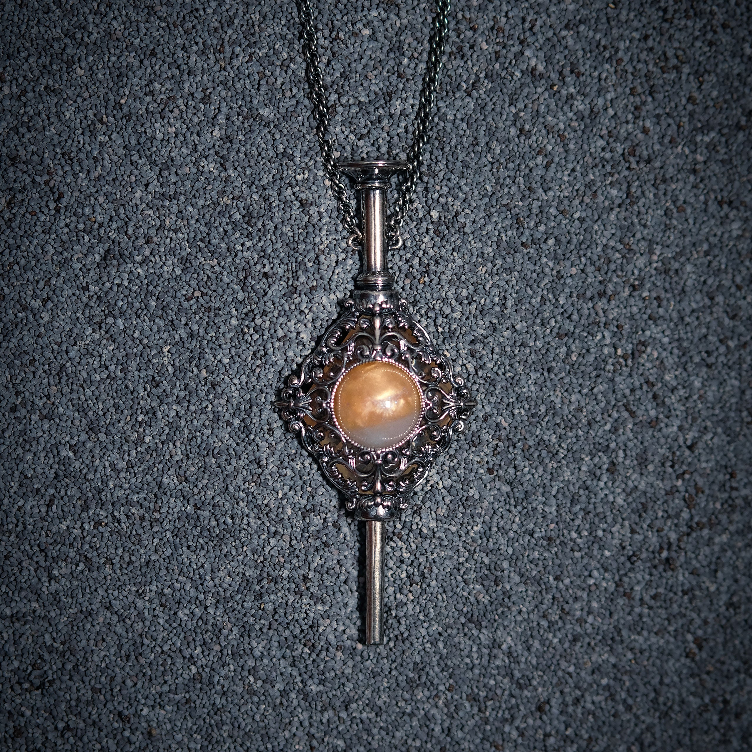 Product image Grindelwald Blood Pact Pendant with Chain - Fantastic Beasts