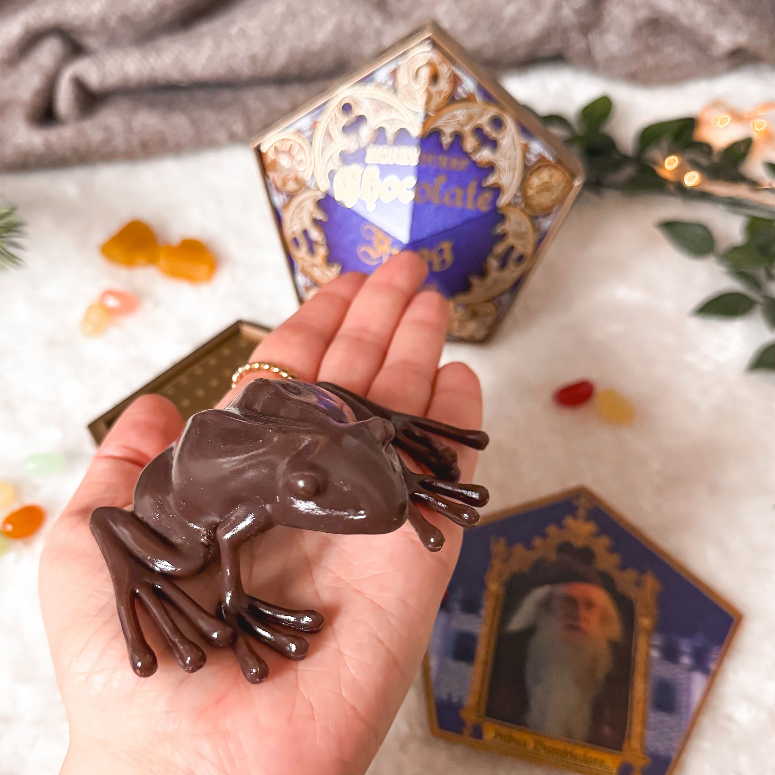 Product image Chocolate Frog Figure with Collectible Card - Harry Potter Replica