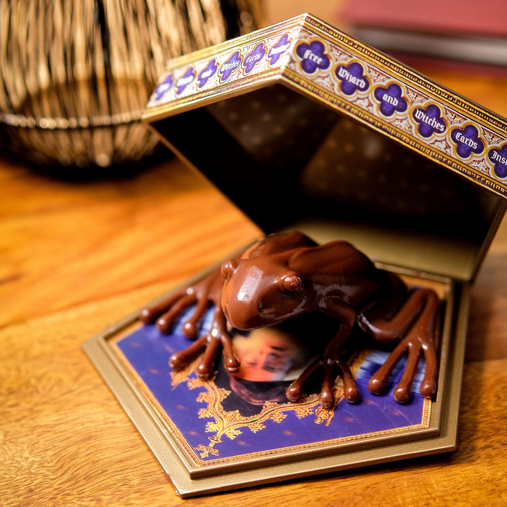 Product image Chocolate Frog Figure with Collectible Card - Harry Potter Replica