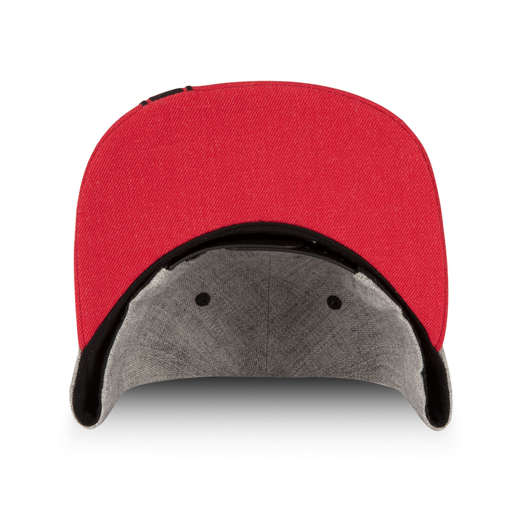 Product image Witcher - Wolf Attack Snapback Cap