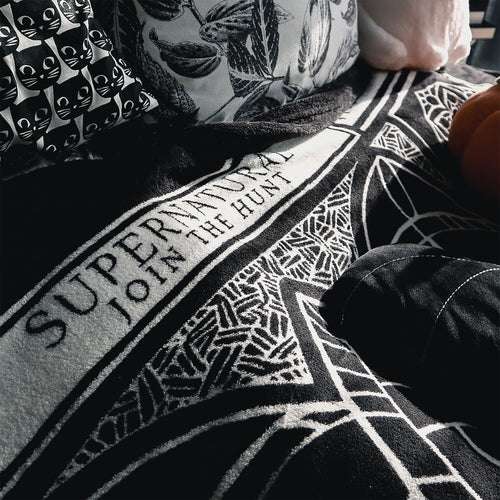 Product image Supernatural - Devil's Trap Fleece Blanket