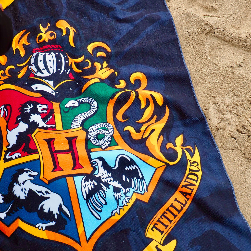 Product image Harry Potter - Hogwarts Crest Beach Towel