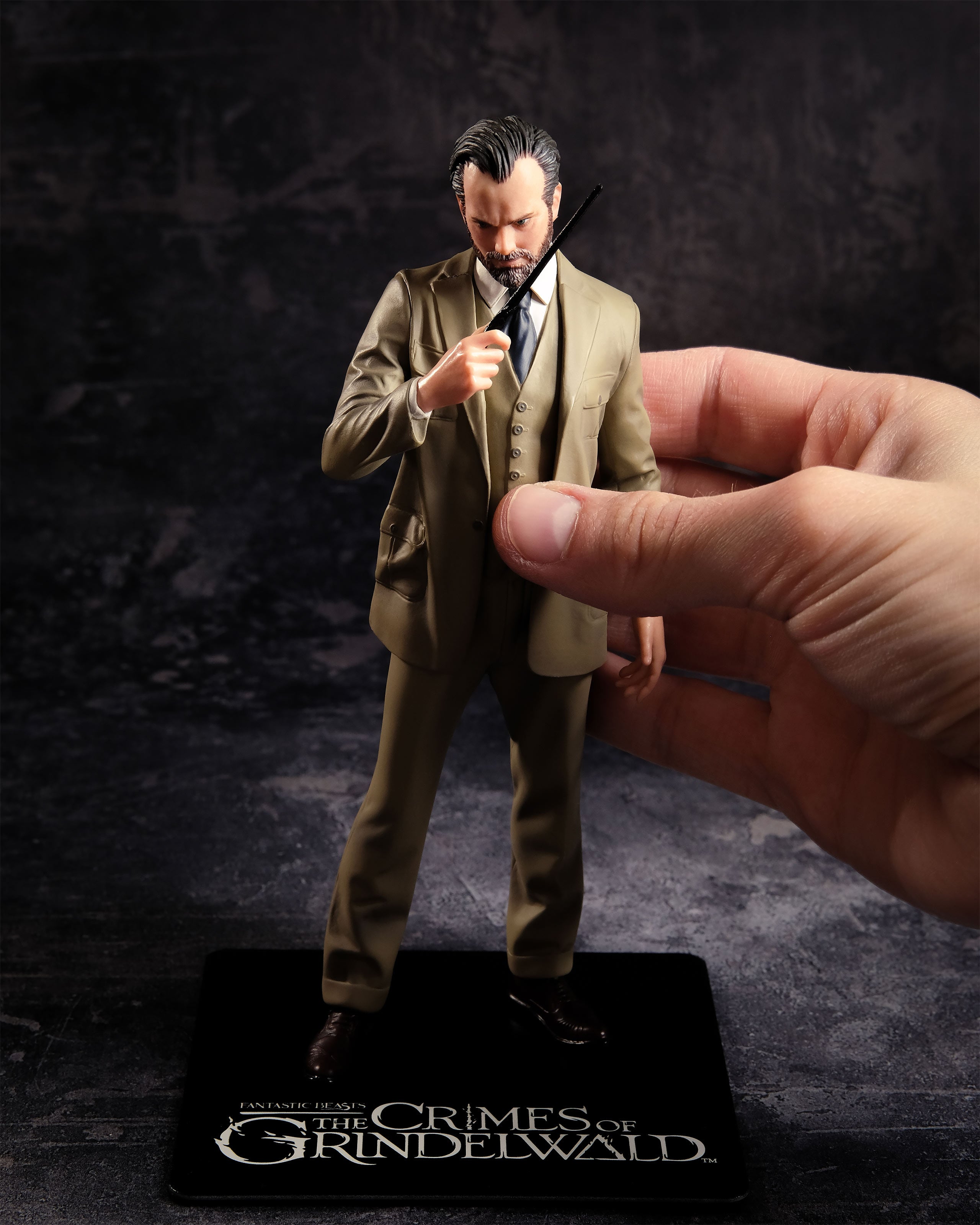 Product image Dumbledore Collector's Statue 18 cm - Fantastic Beasts