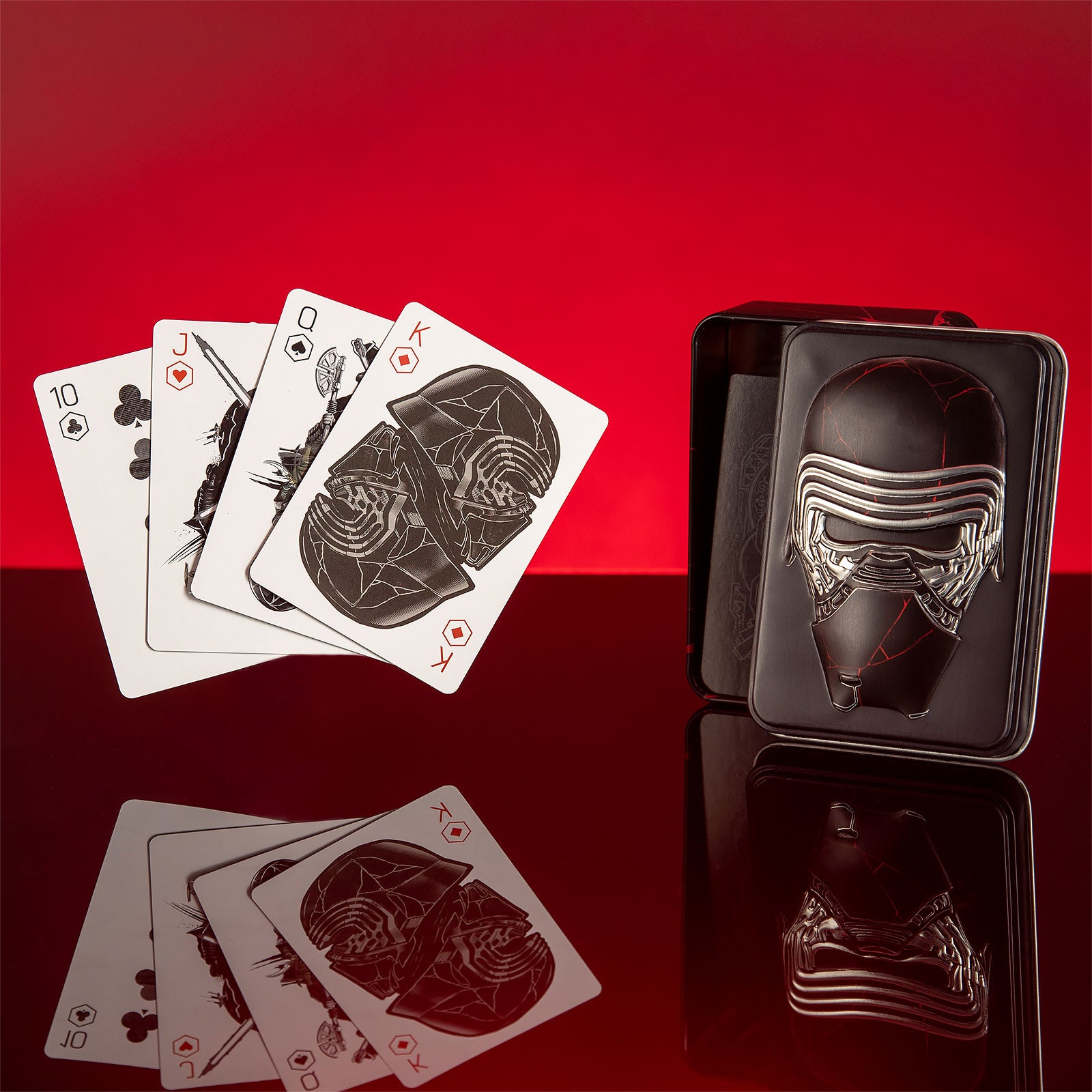 Product image Star Wars - Kylo Ren Card Game in Metal Box