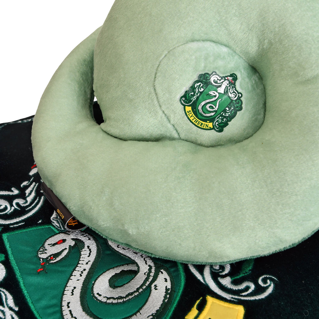 Product image Harry Potter - Slytherin Crest Pillow with Plush Figure