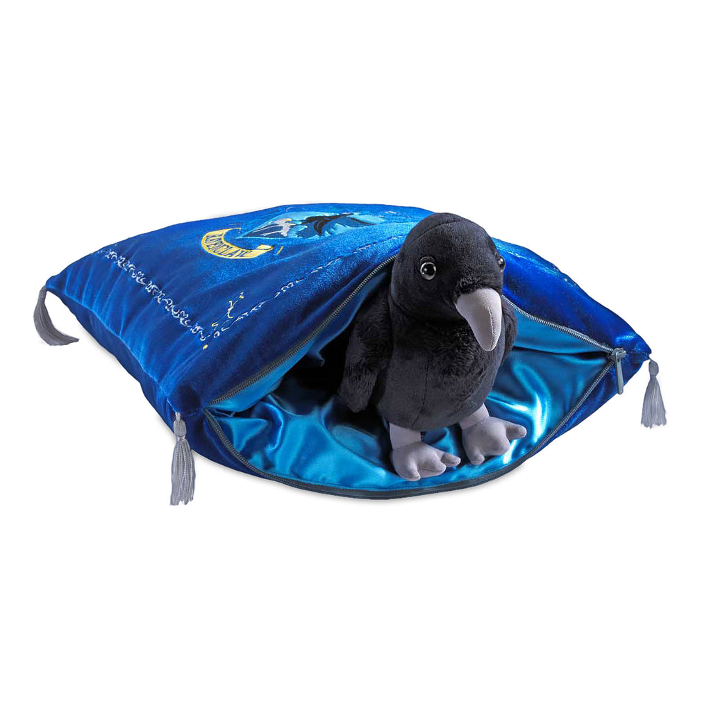 Product image Harry Potter - Ravenclaw Crest Cushion with Plush Figure