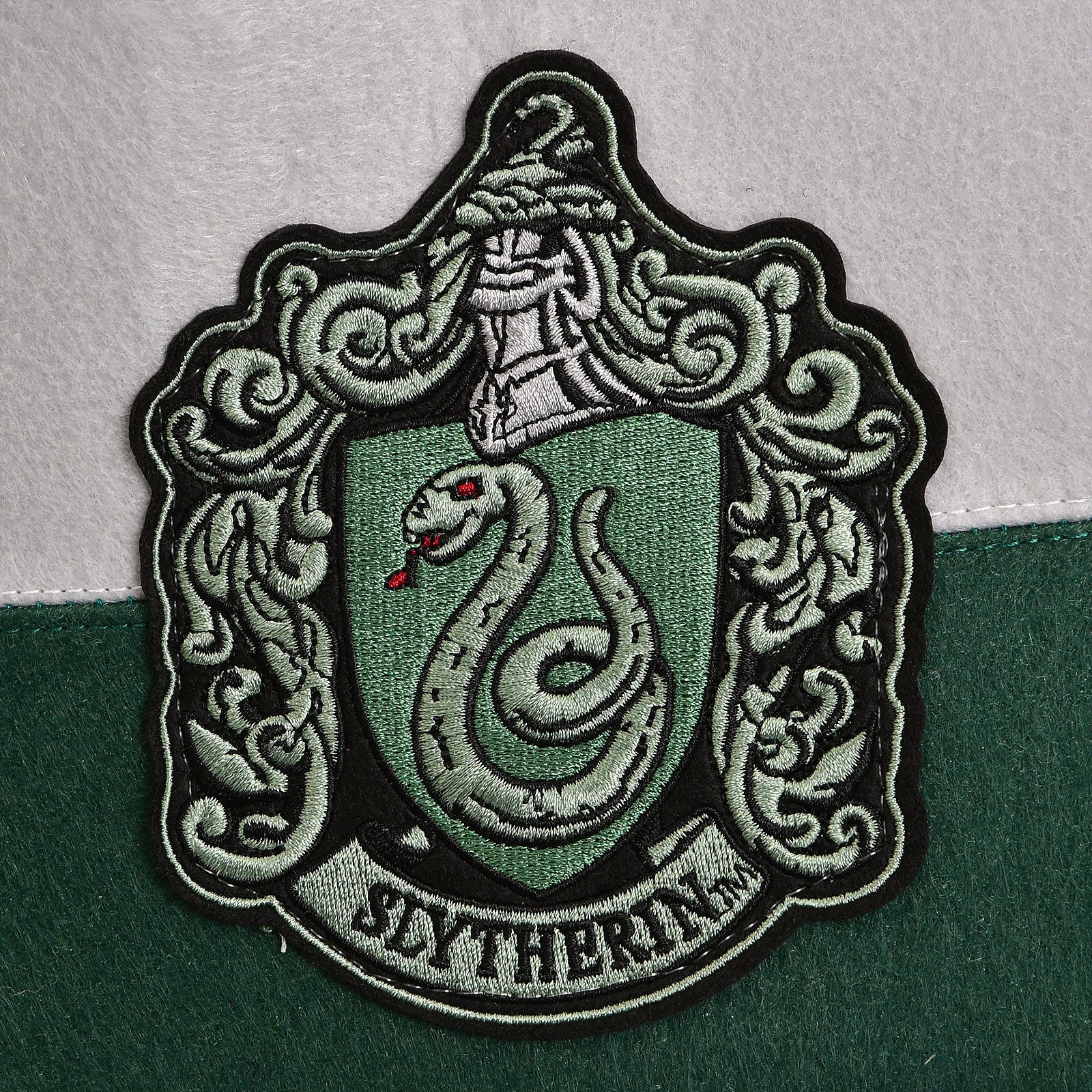 Product image Harry Potter - Slytherin Crest Flag Felt