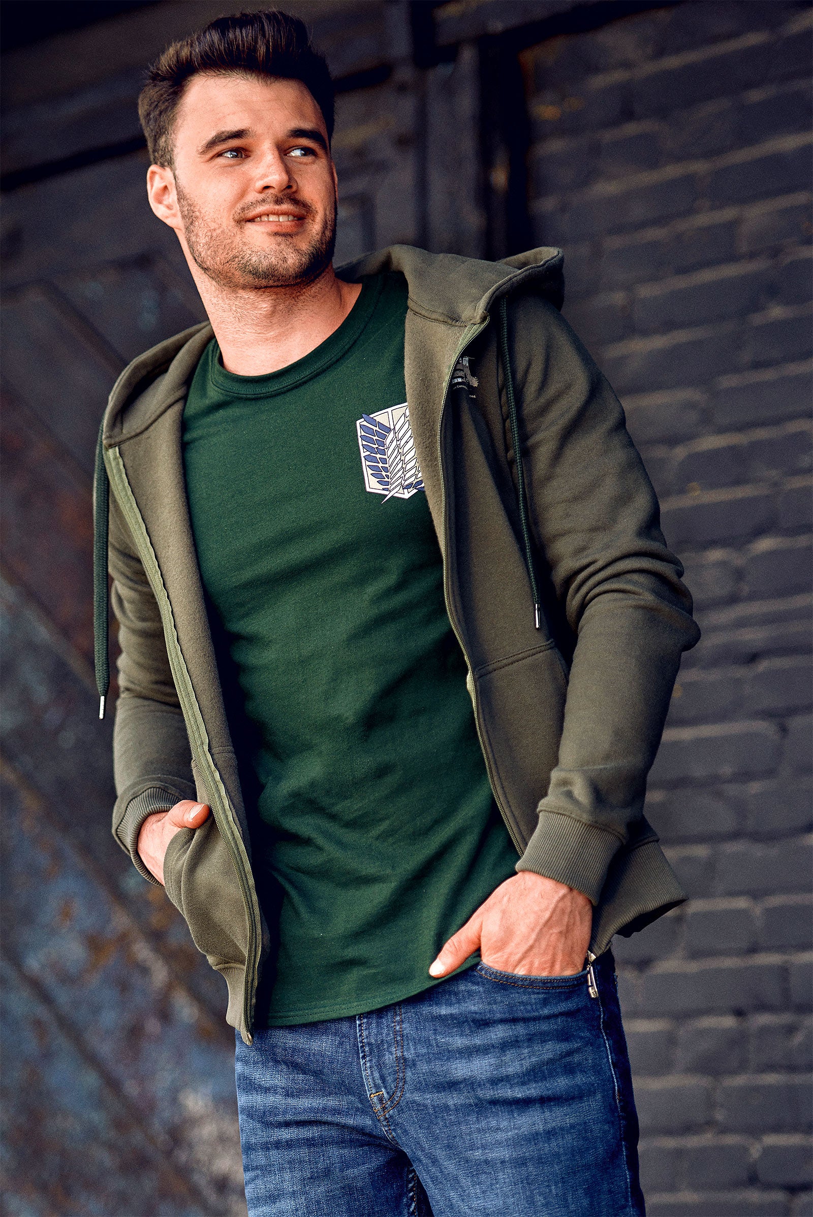 Product image Attack on Titan - Survey Corps T-Shirt green