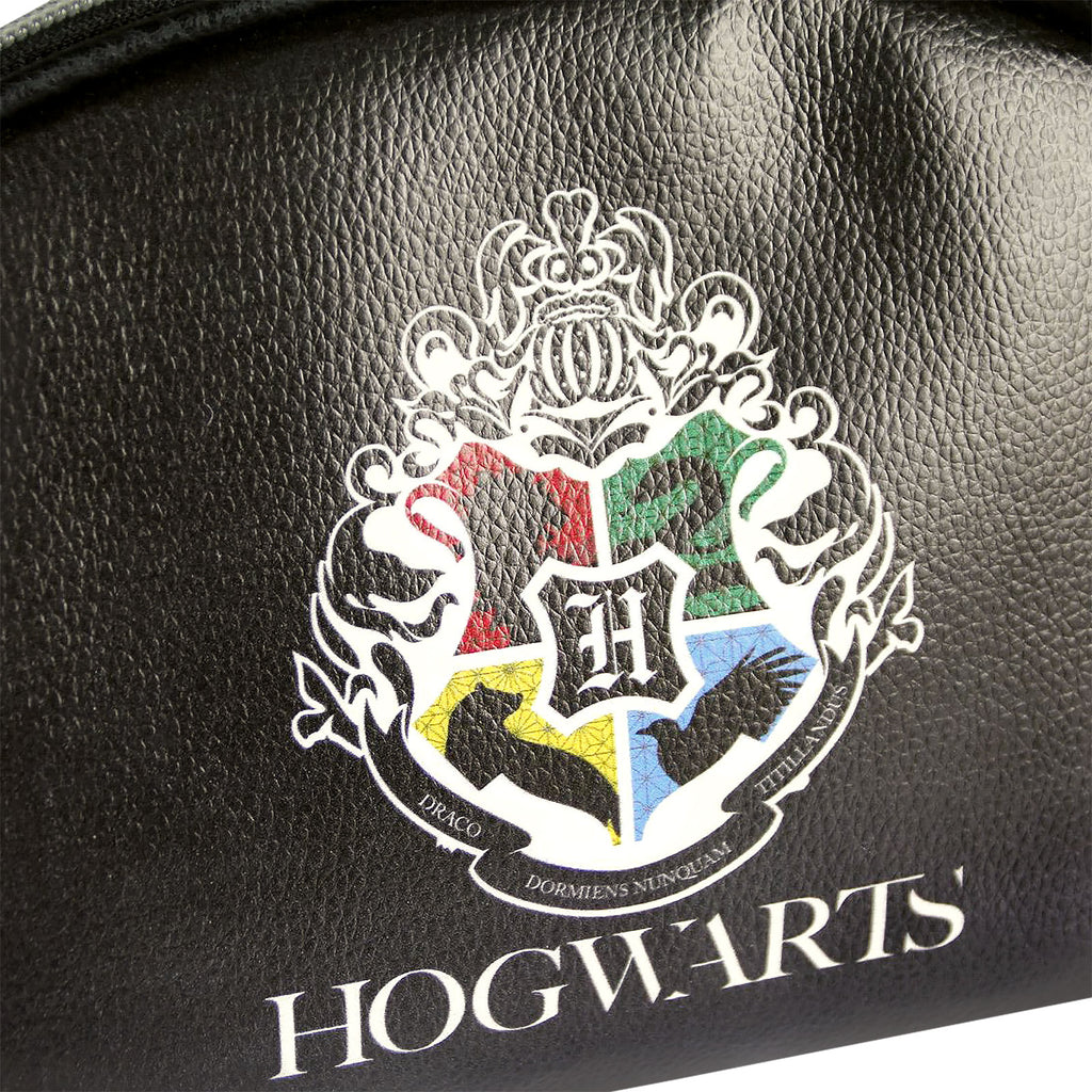 Product image Harry Potter - Hogwarts Crest Cosmetic Bag
