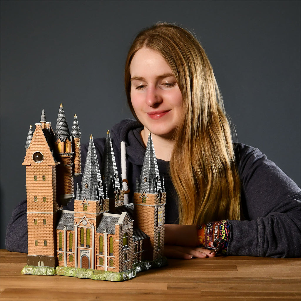 Product image Hogwarts Astronomy Tower Miniature Replica with Lighting - Harry Potter