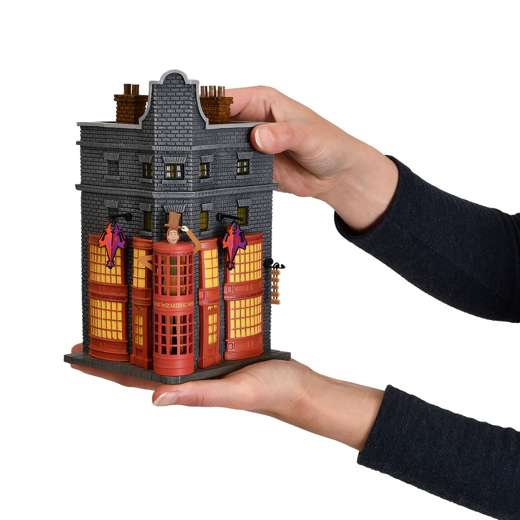 Product image Weasleys Wizarding Wizards Miniature Replica with Lighting - Harry Potter