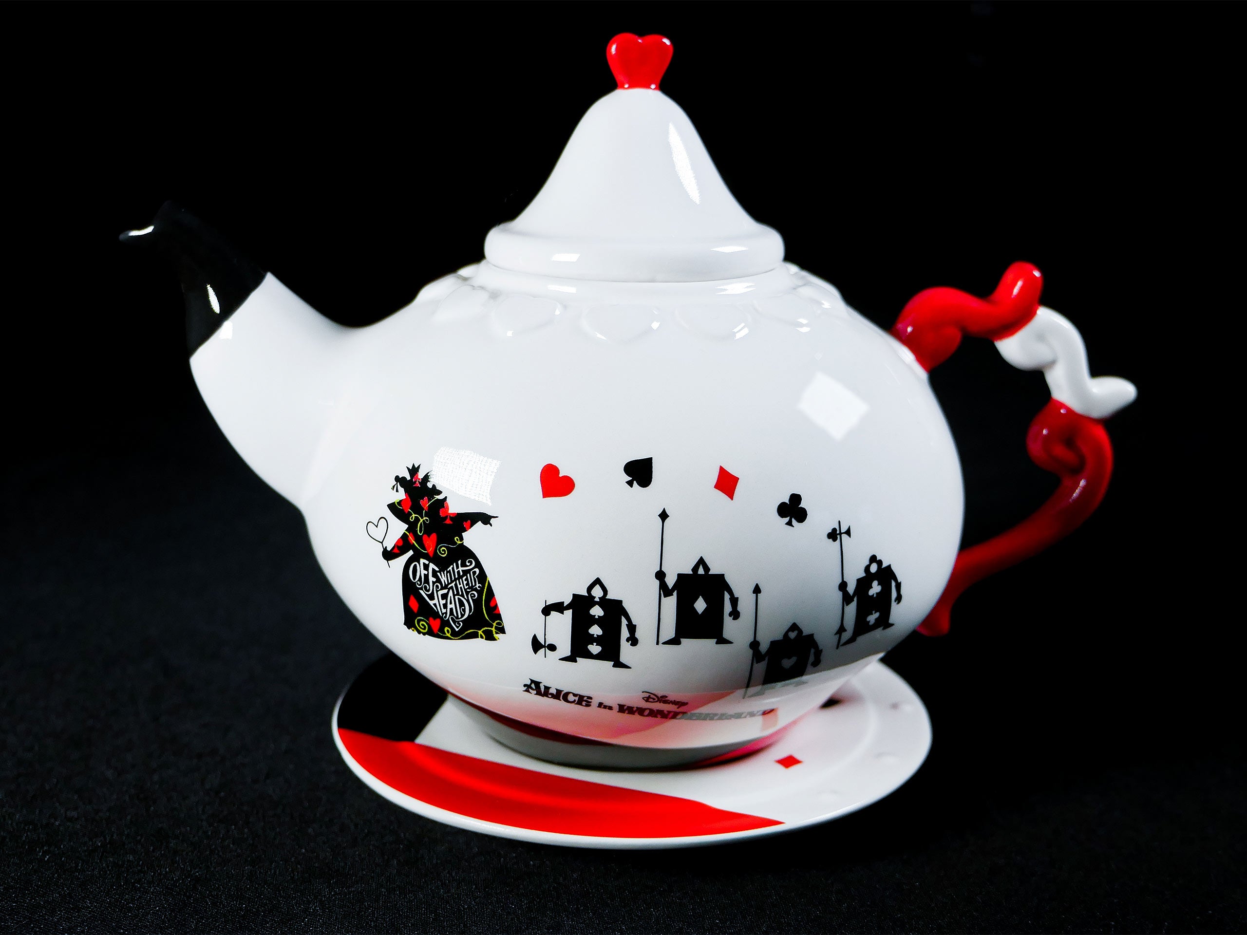 Product image Alice in Wonderland - Queen of Hearts Teapot with Saucer
