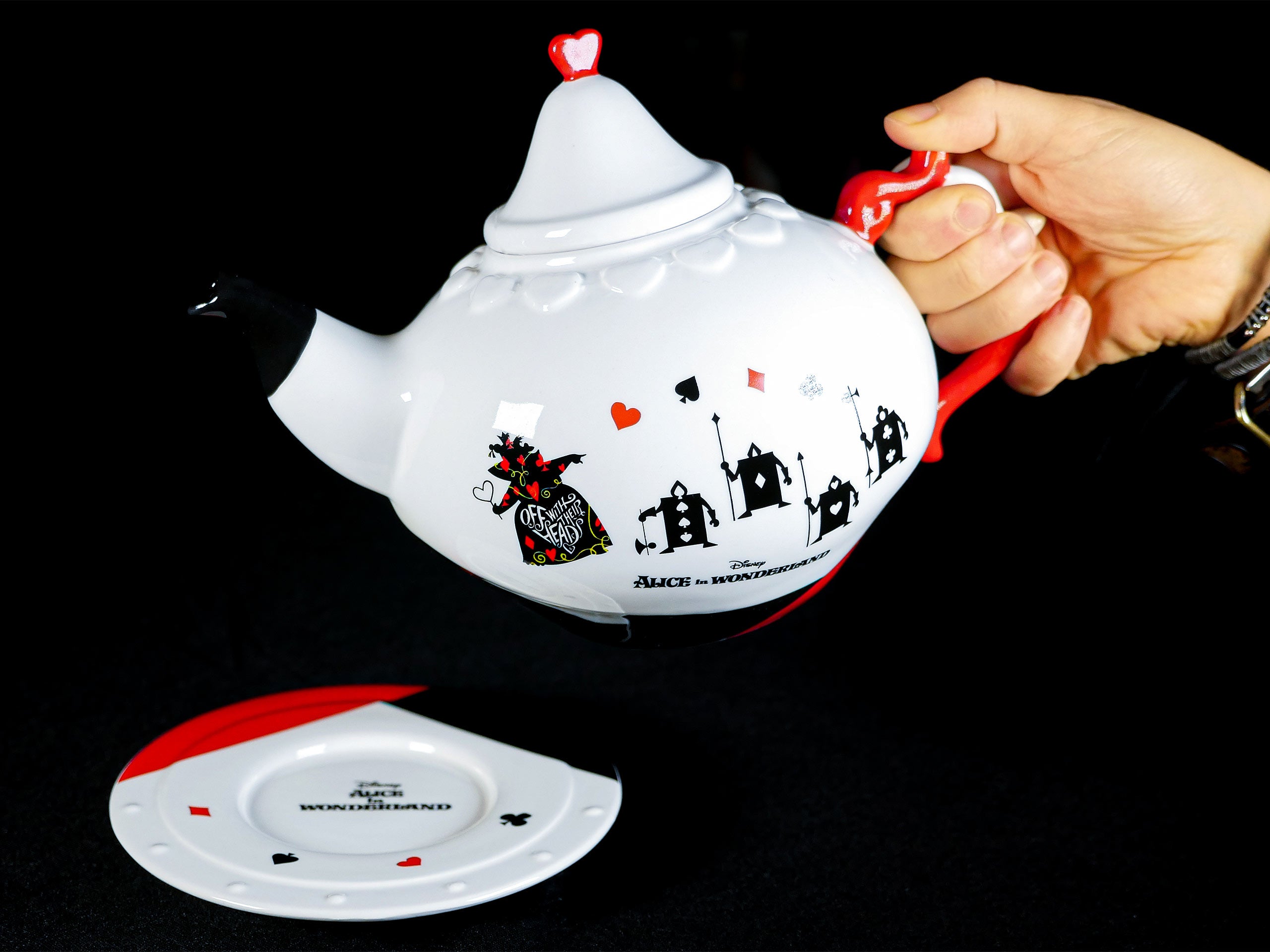 Product image Alice in Wonderland - Queen of Hearts Teapot with Saucer