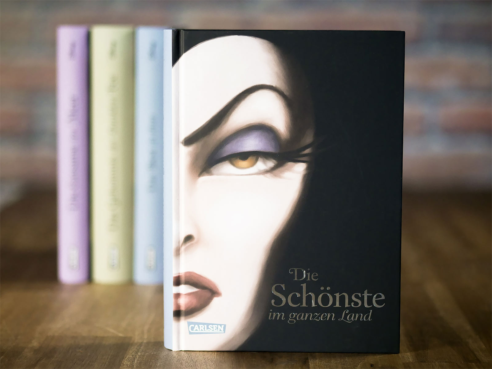 Product image Disney Villains 1 - The Fairest of Them All