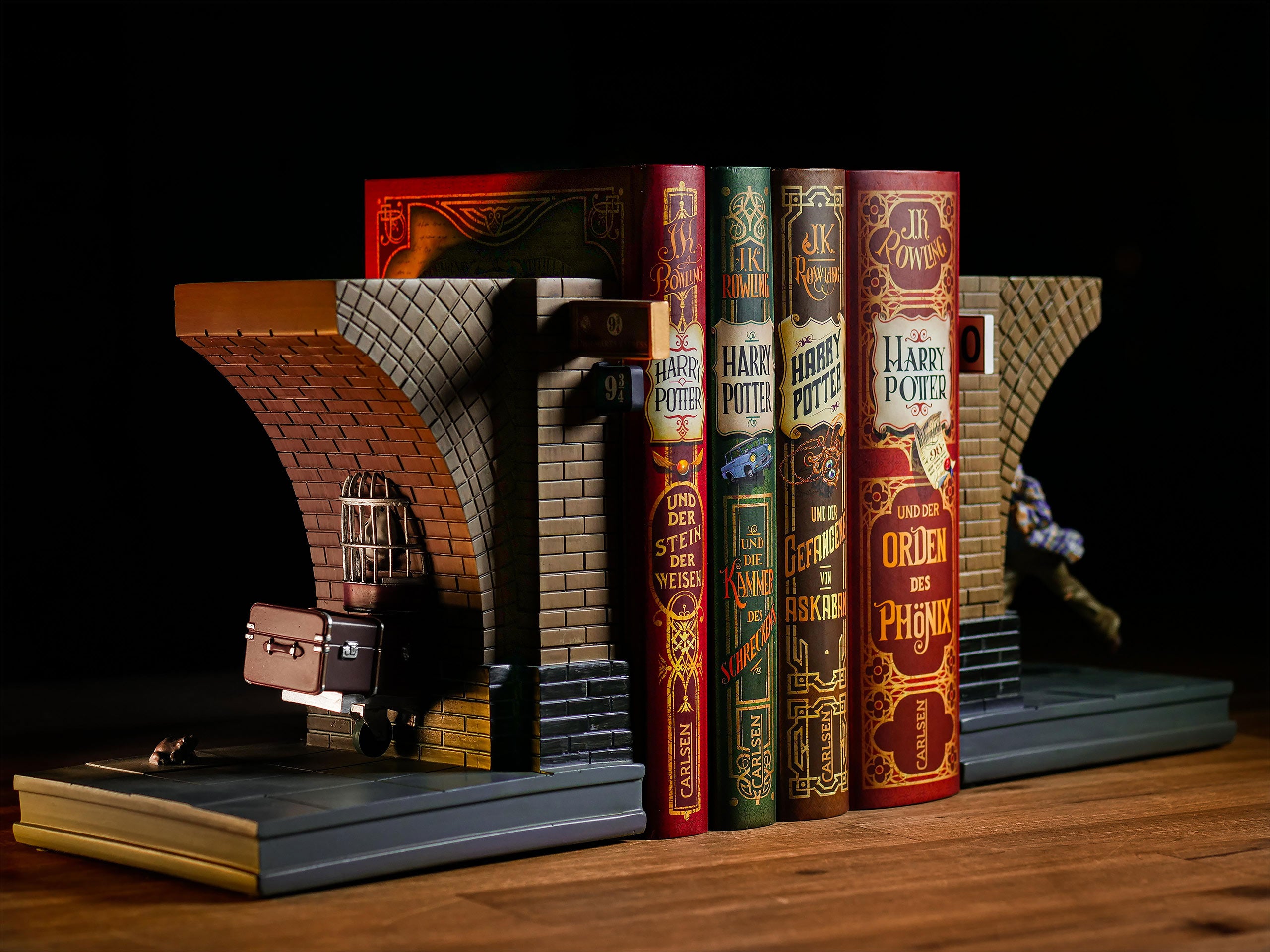Product image Harry Potter - Platform 9 3/4 Bookends