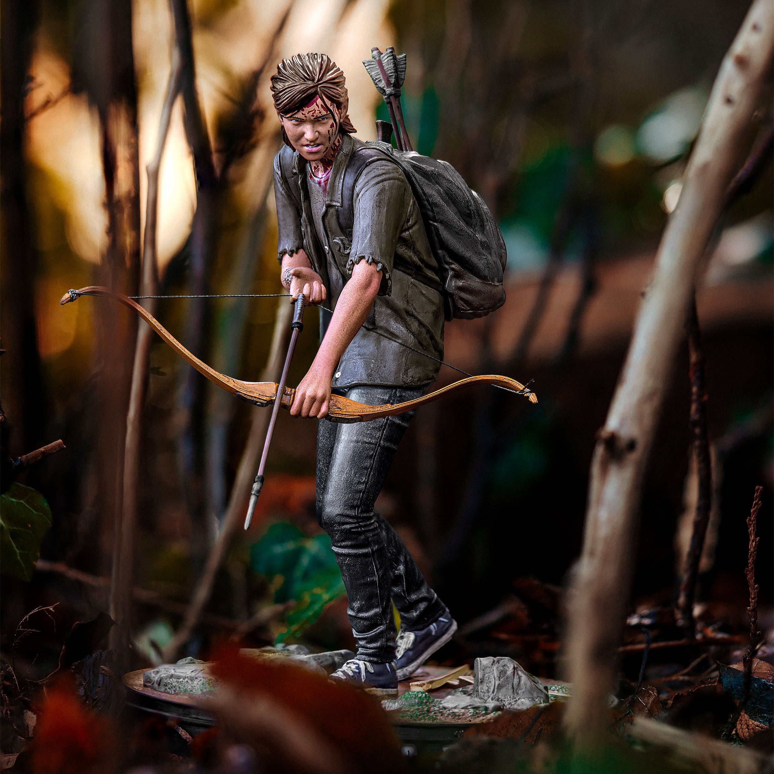 Product image The Last of Us - Ellie with Bow Statue 21 cm
