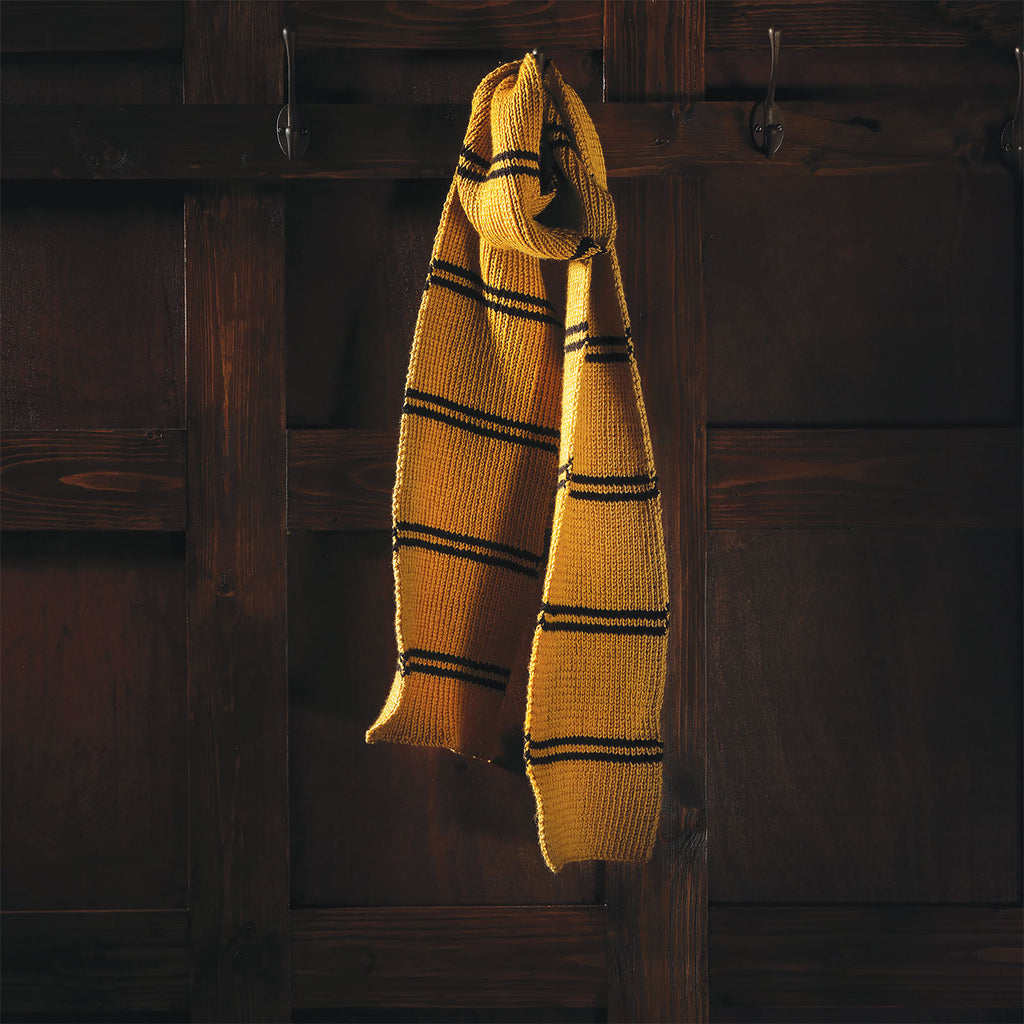Product image Harry Potter - Hufflepuff Scarf Knitting Set