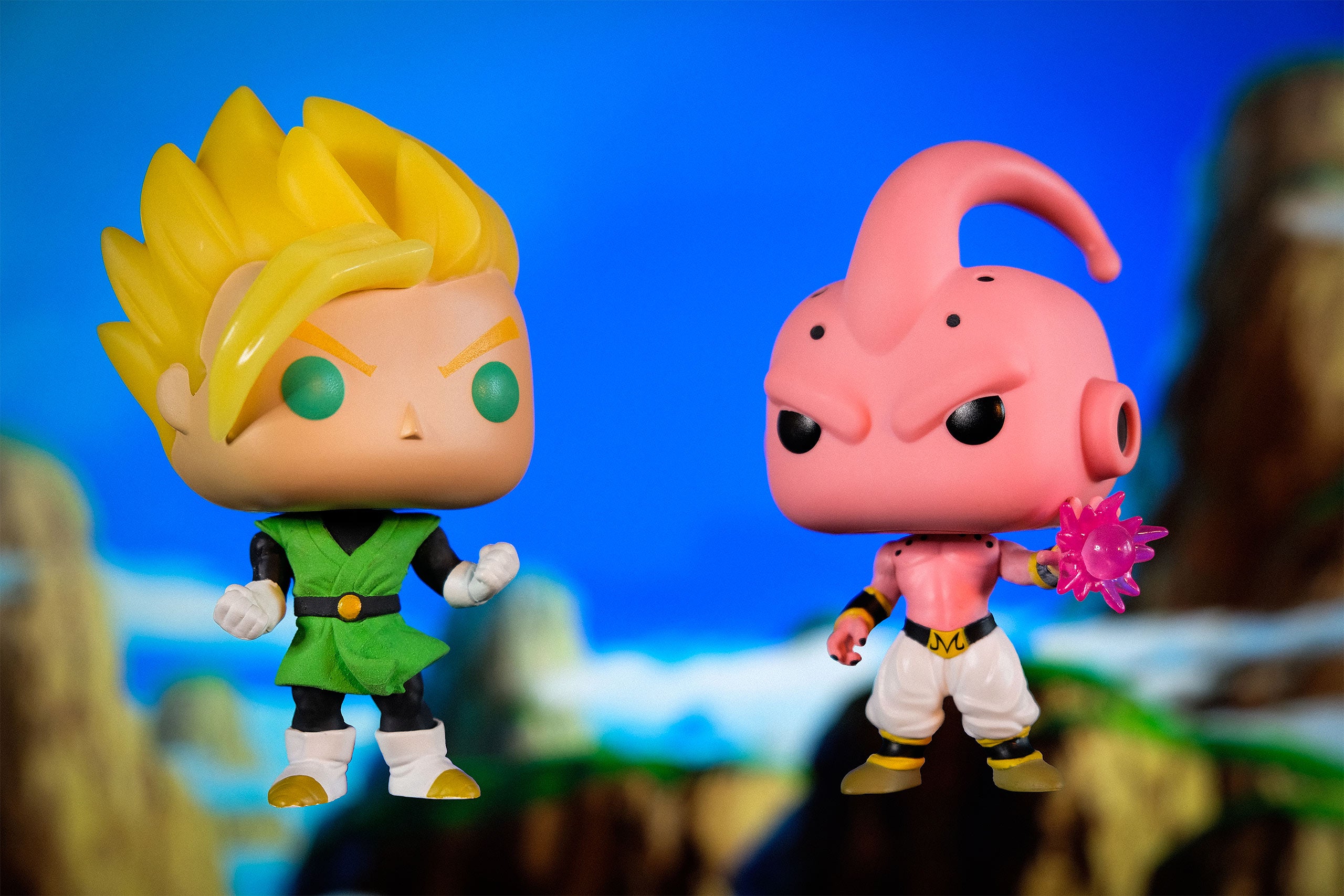 Product image Super Saiyajin Gohan Glow in the Dark Funko Pop Figurine - Dragon Ball Z