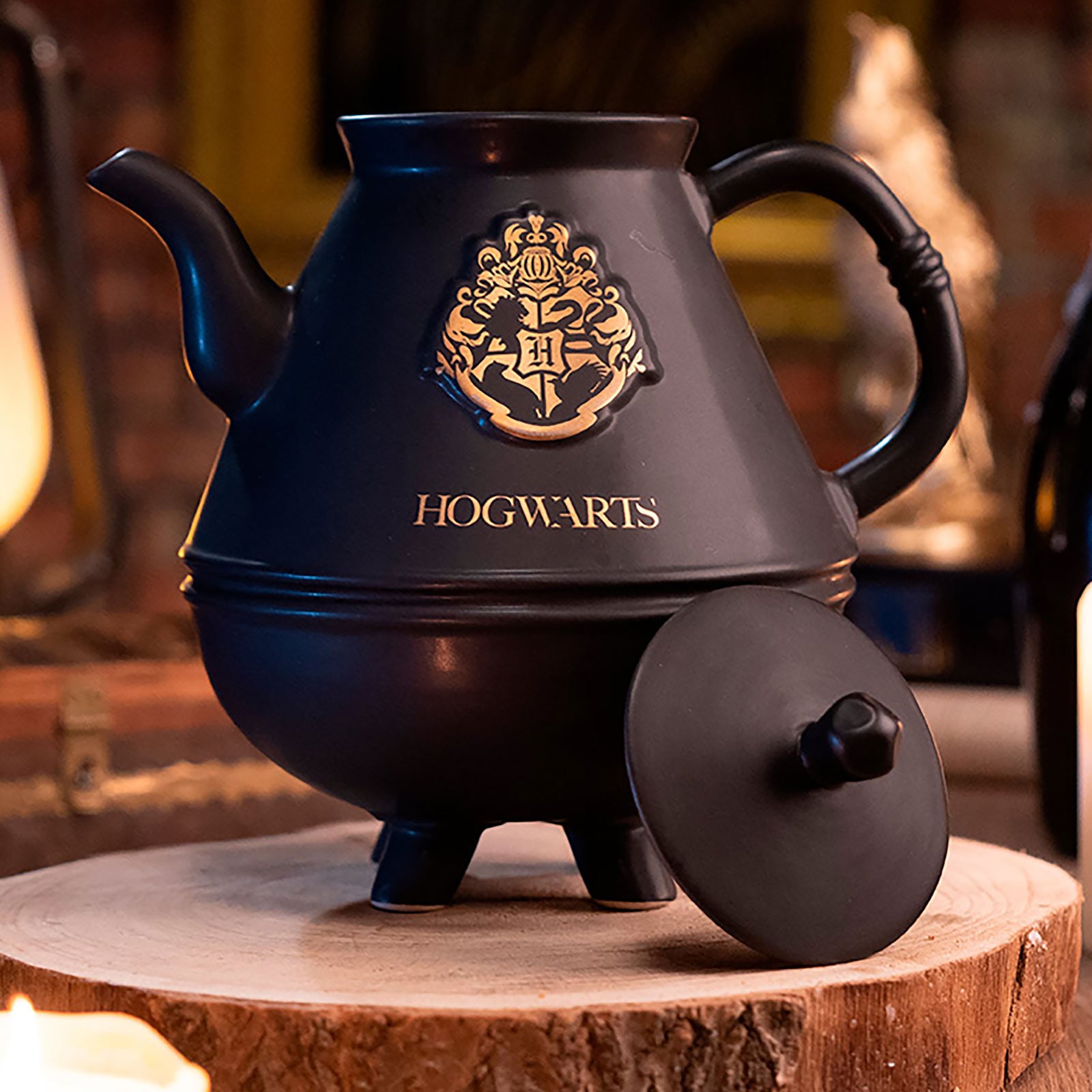 Product image Harry Potter - Hogwarts Crest Cauldron Tea Set