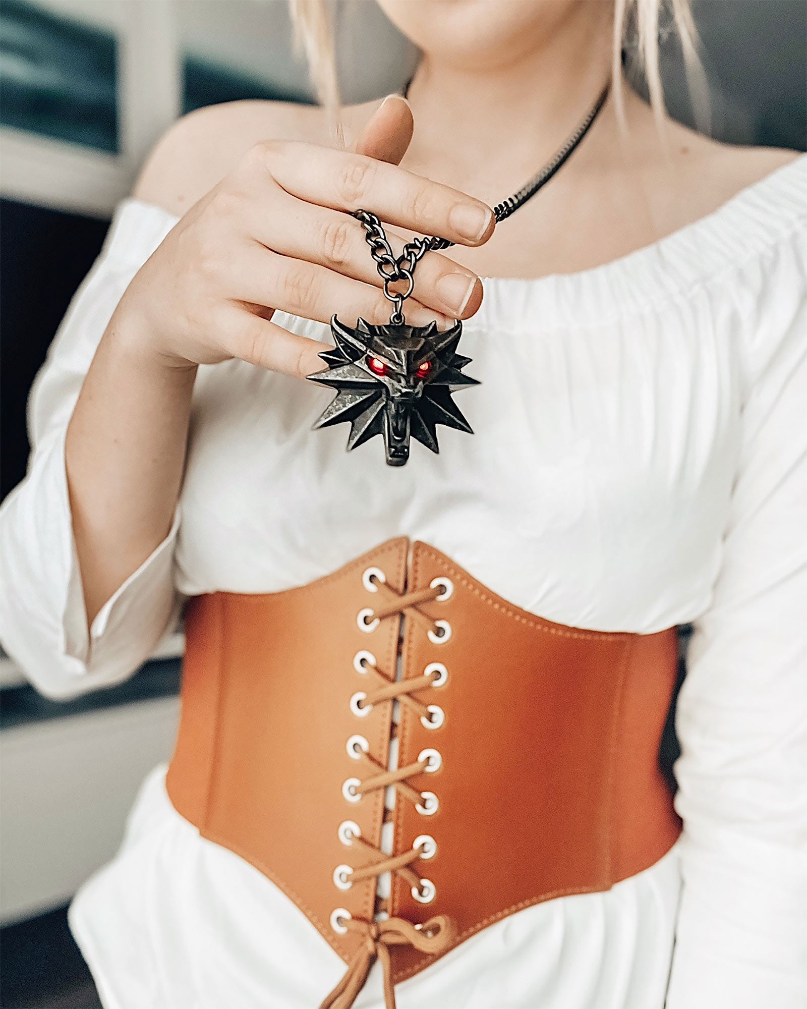 Product image Witcher - Wild Hunt Medallion with LED Eyes in Gift Box