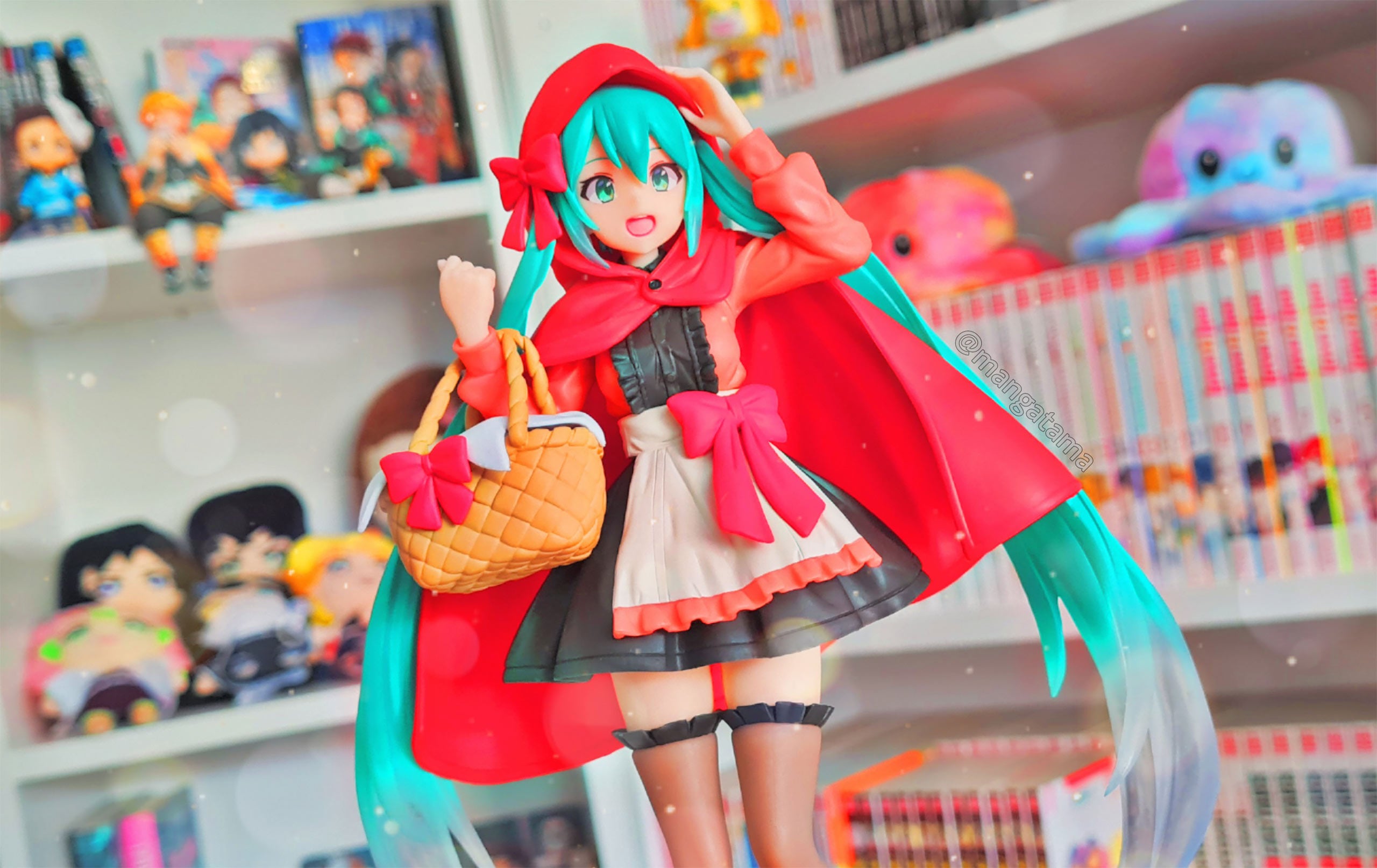 Product image Hatsune Miku - Little Red Riding Hood Figure