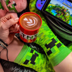 Product image Minecraft - Creeper Socks and TNT Mug Set