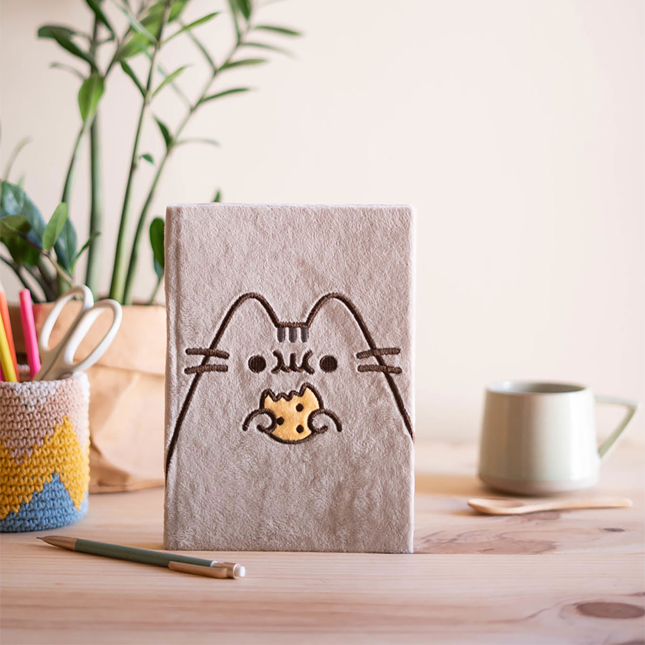 Product image Pusheen - Cookie Plush Notebook