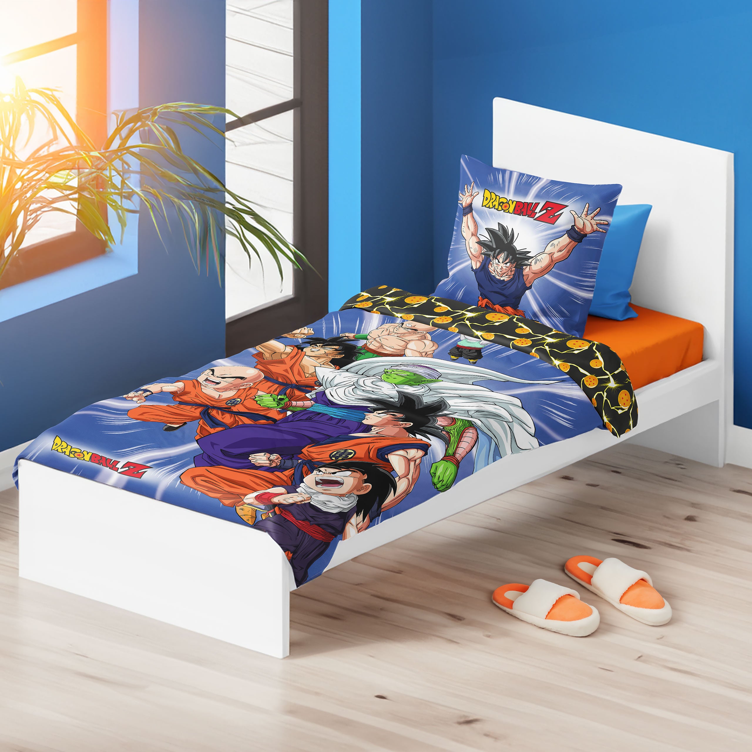 Product image Dragon Ball Z - Group Reversible Bedding including Sportbag