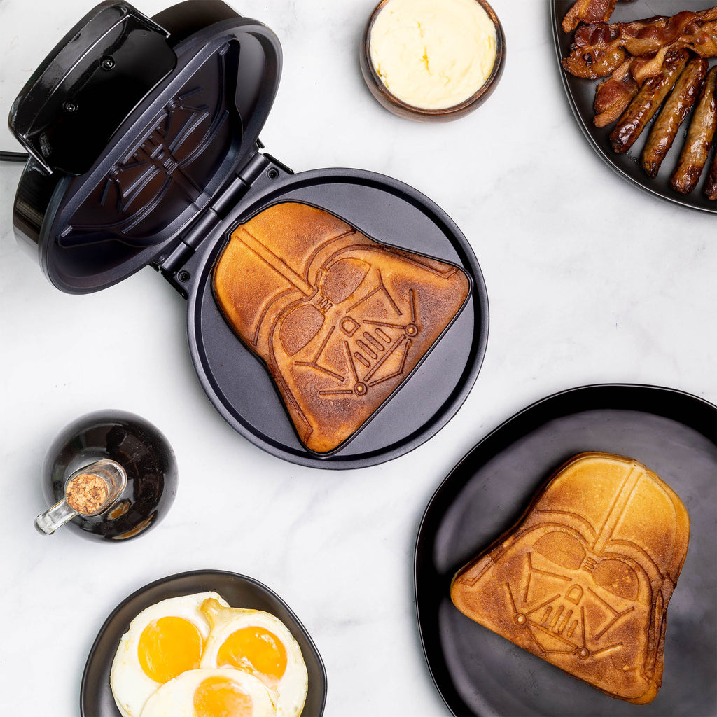 Product image Star Wars - Darth Vader Waffle Iron