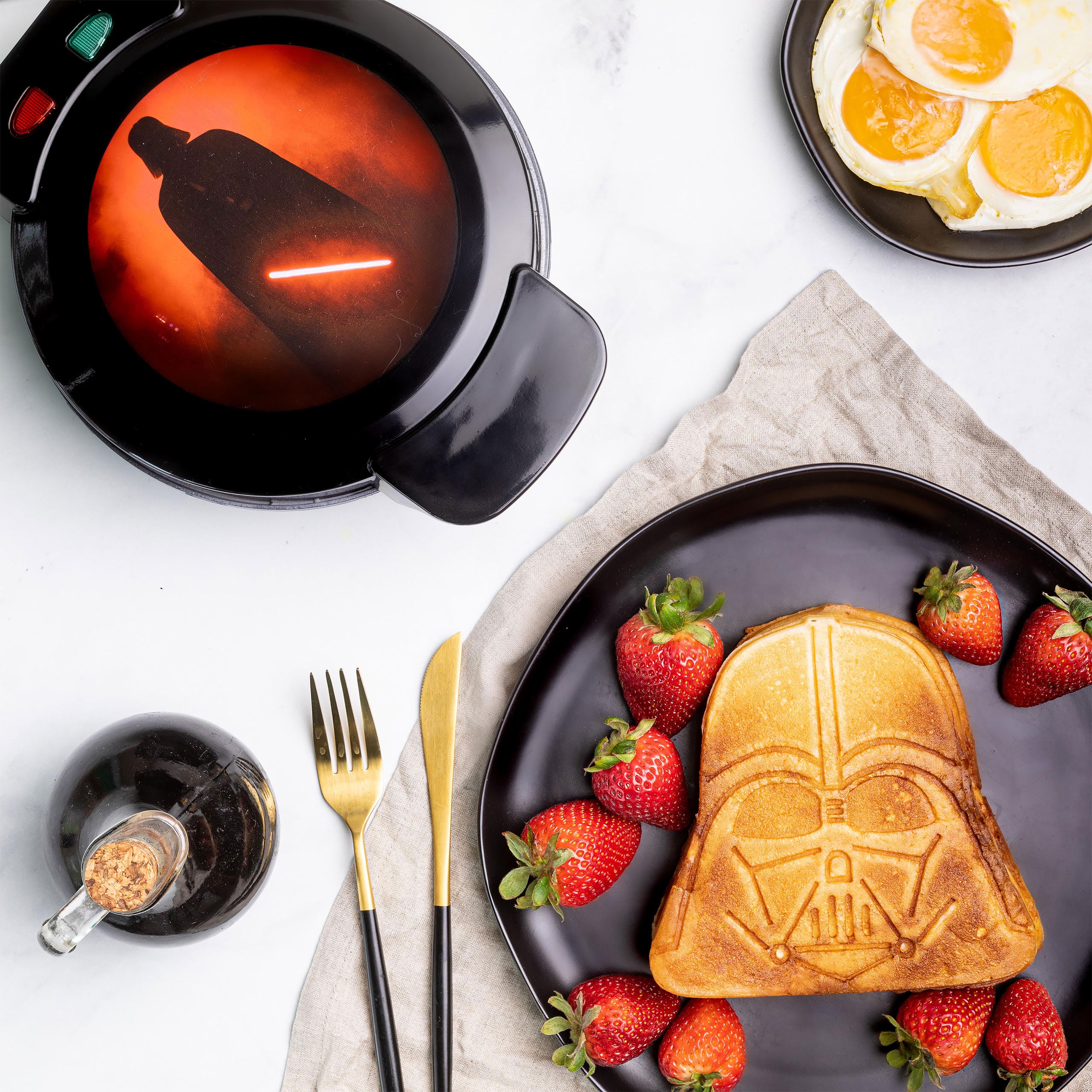 Product image Star Wars - Darth Vader Waffle Iron