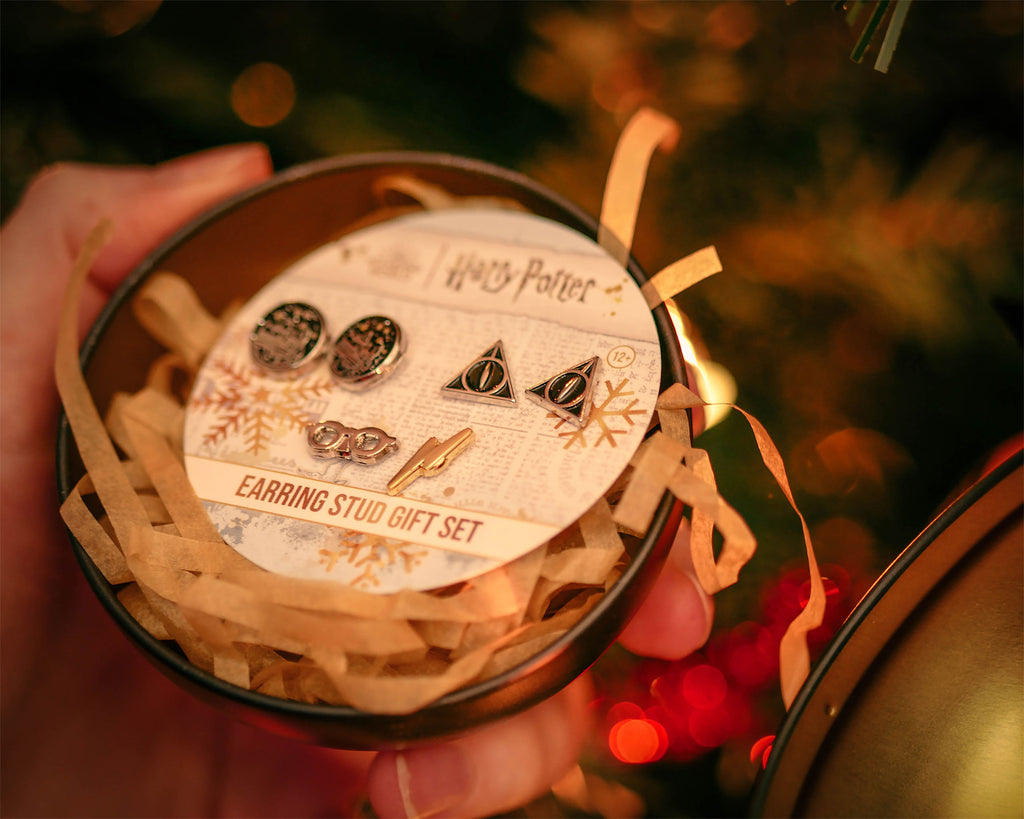 Product image Harry Potter - Hogwarts Christmas Bauble with Earring Set