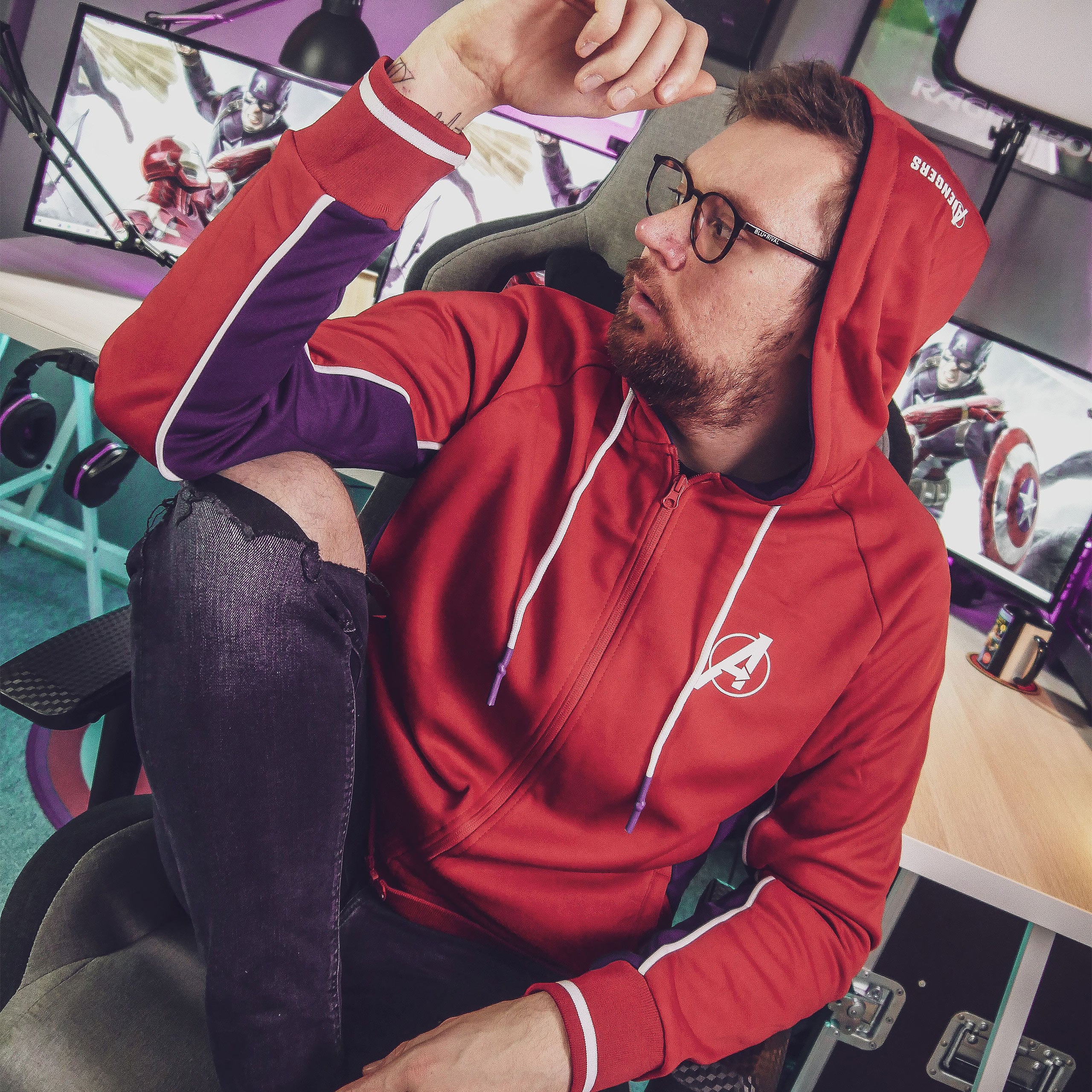 Product image Avengers - Logo Hoodie