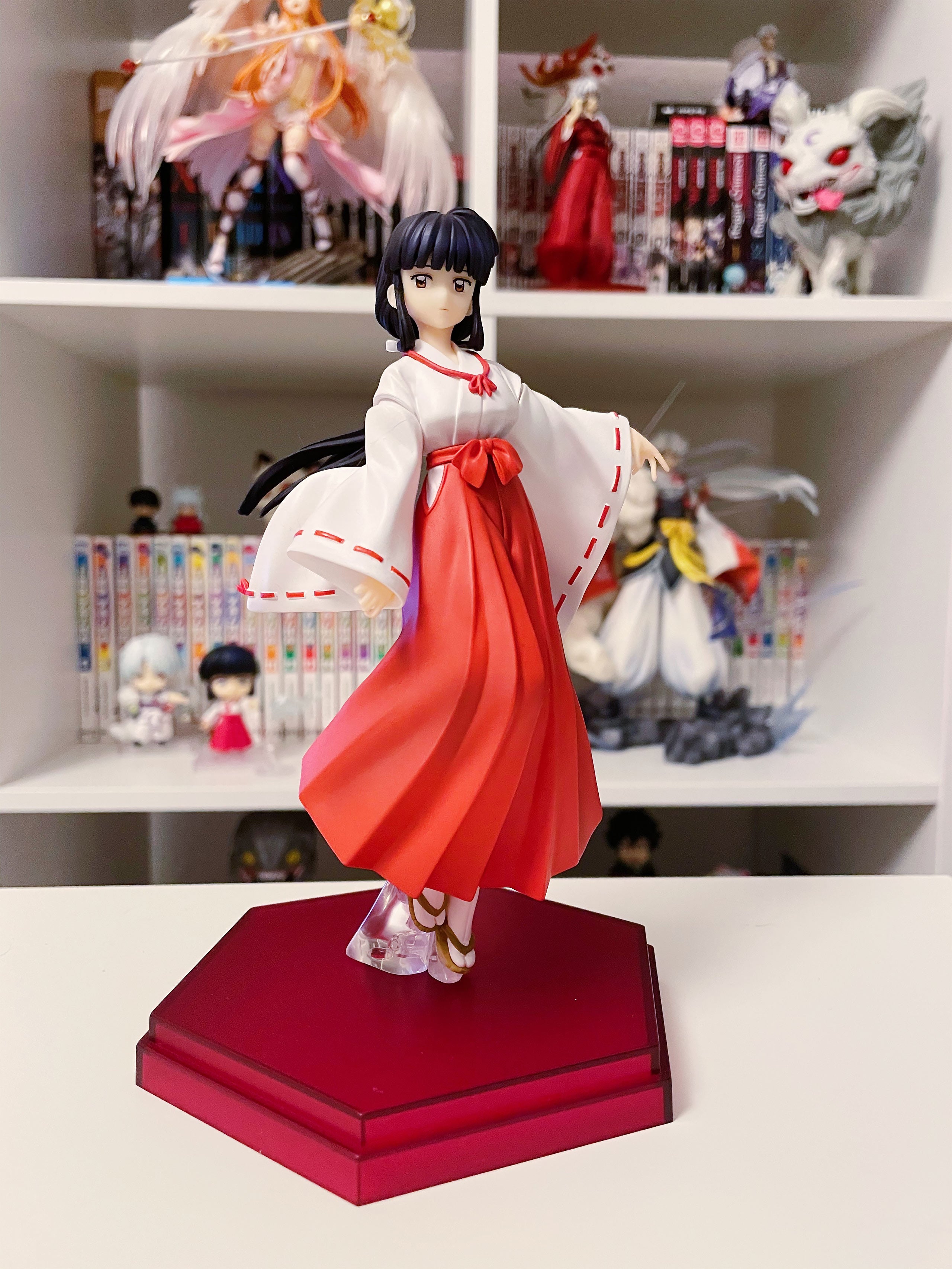 Product image Inu Yasha - Kikyo Figure 17.2 cm