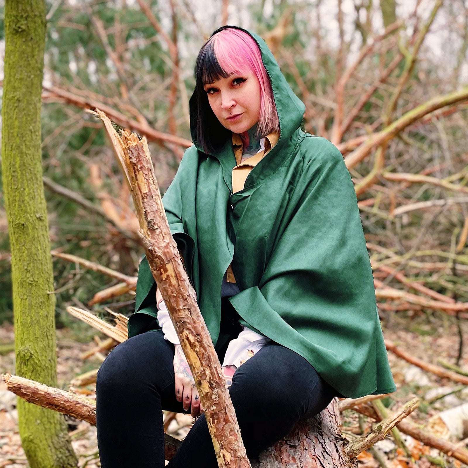 Product image Attack on Titan - Survey Corps Cloak with Hood