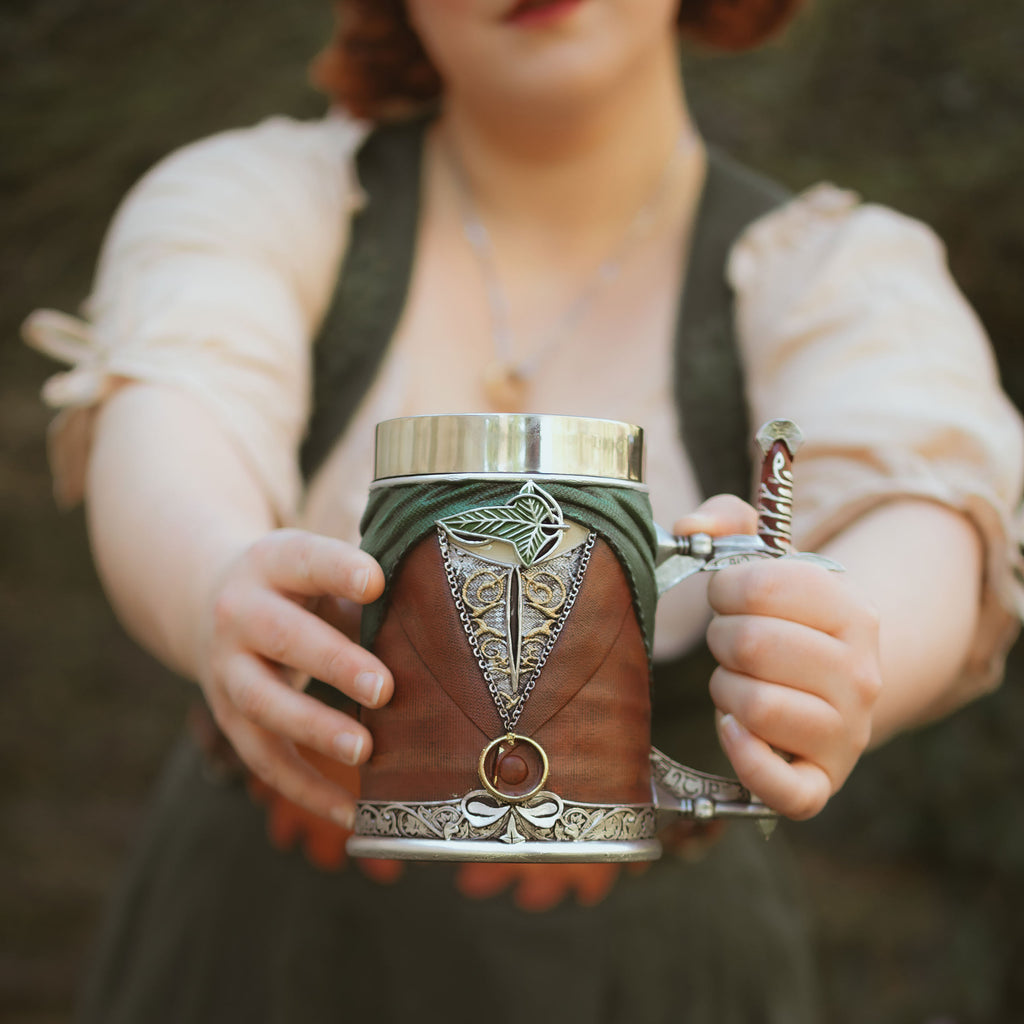 Product image The Lord of the Rings - Frodo Deluxe Mug