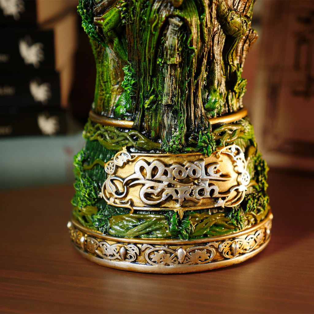 Product image The Lord of the Rings - Treebeard deluxe snow globe