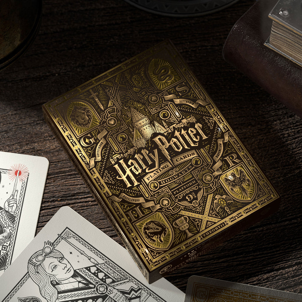 Product image Harry Potter - Hufflepuff Card Game Deluxe Edition