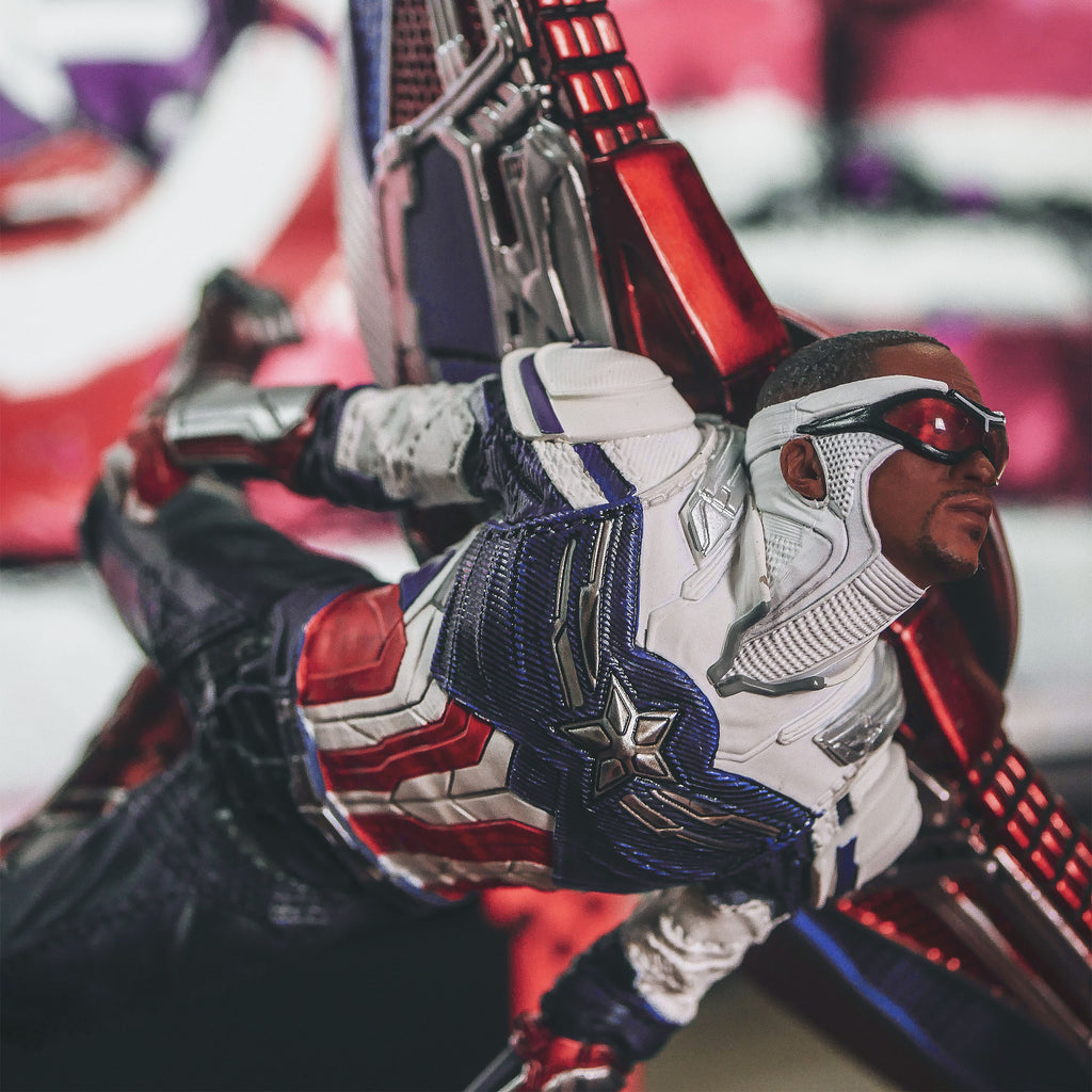 Product image The Falcon and The Winter Soldier - Captain America BDS Art Scale Deluxe Statue